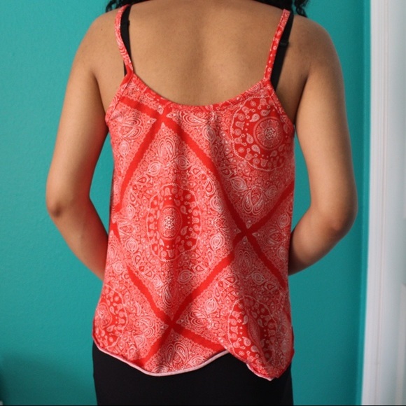 paisley print red tank top - Picture 4 of 5